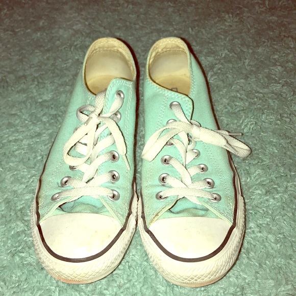 Blue Allstar Converse - Picture 1 of 3